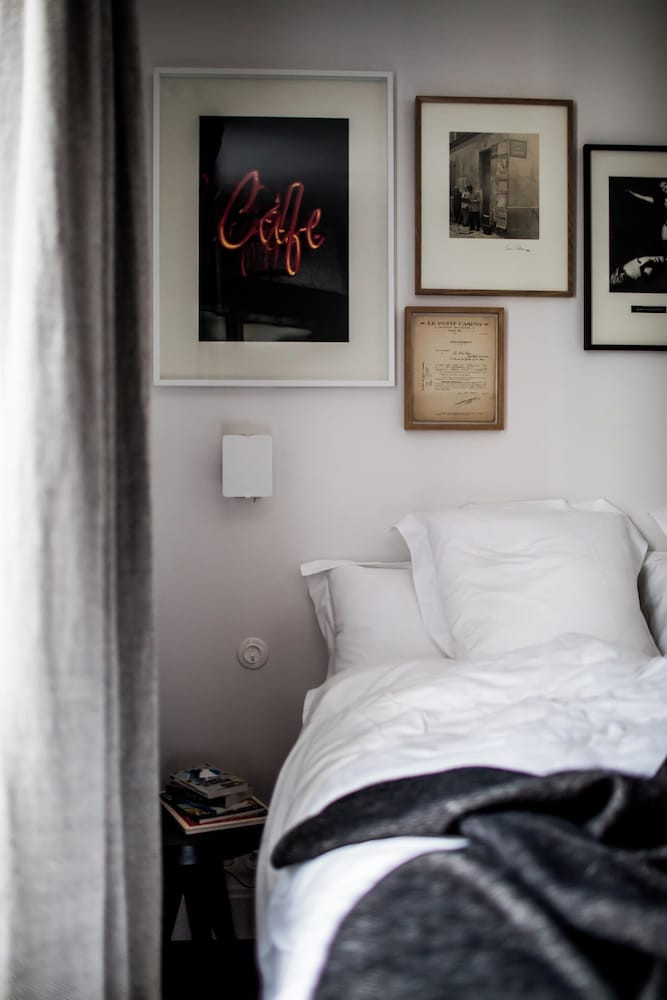 Room (Pigalle 15) thumbnail 6