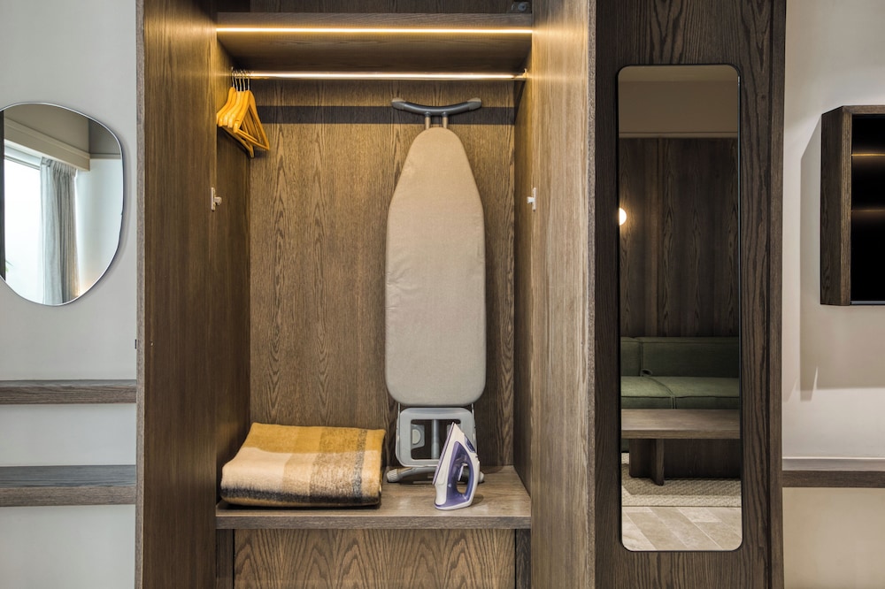 Luxury Apartment photo 2