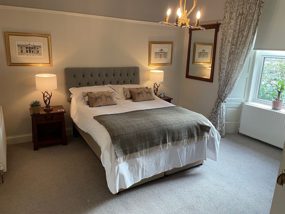 Signature Double Room, Lake View photo 1