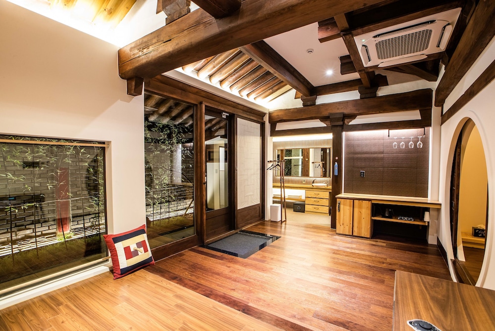 Premium Suite (Mongseoru) photo 2