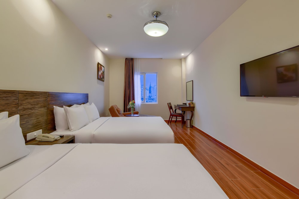 Deluxe Triple Room photo 3