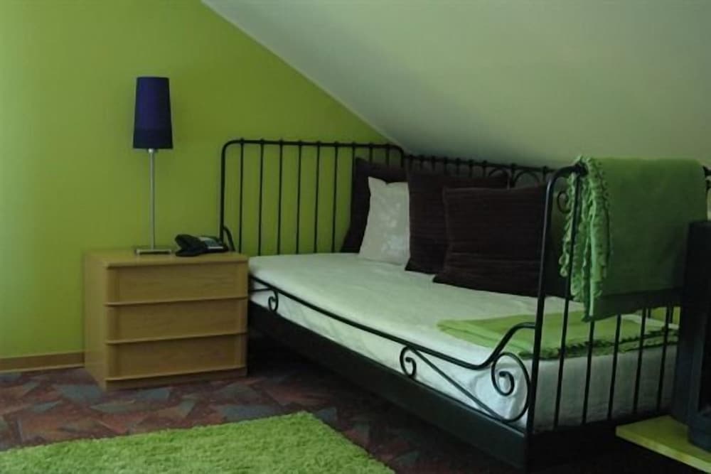 Economy Single Room photo 2