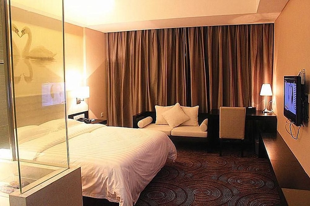 Double Room (Very Sassy) photo 2