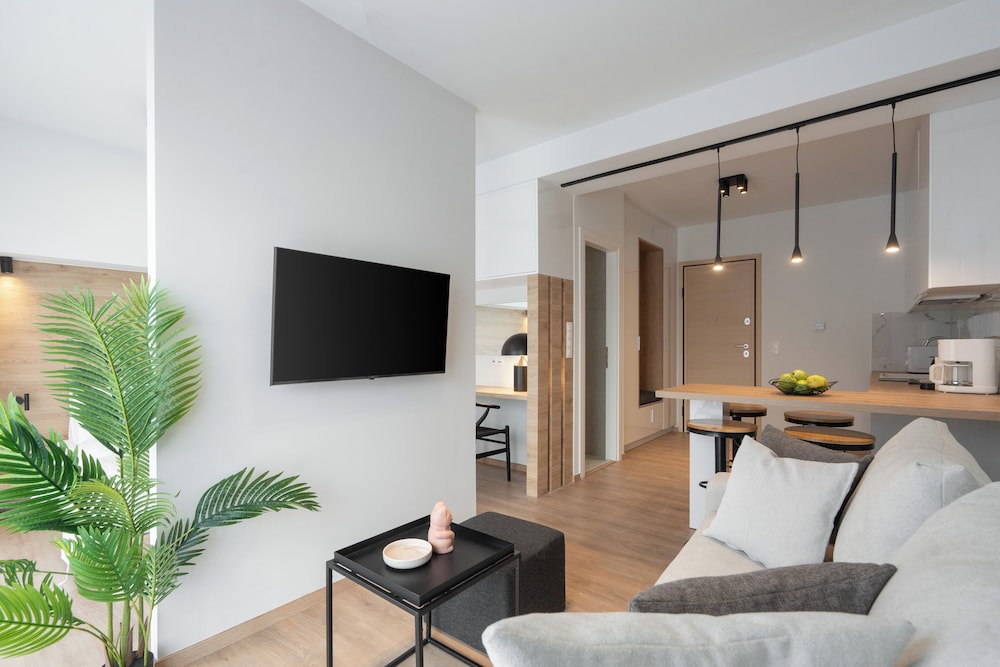 Premium Apartment, City View
