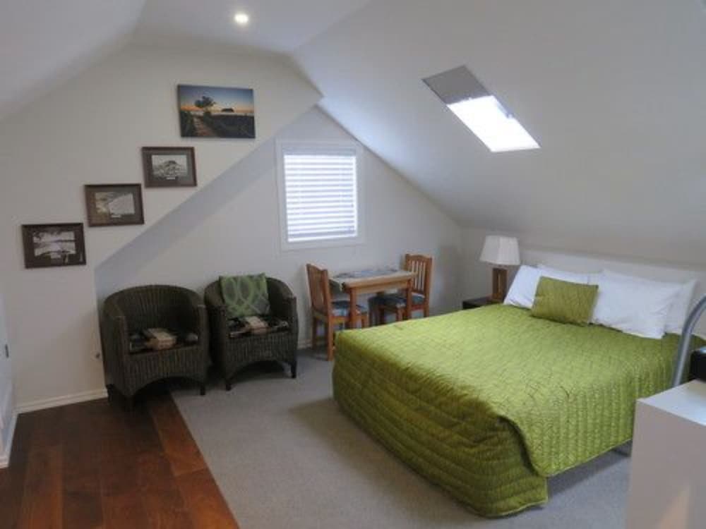 Studio Loft Apartment photo 1