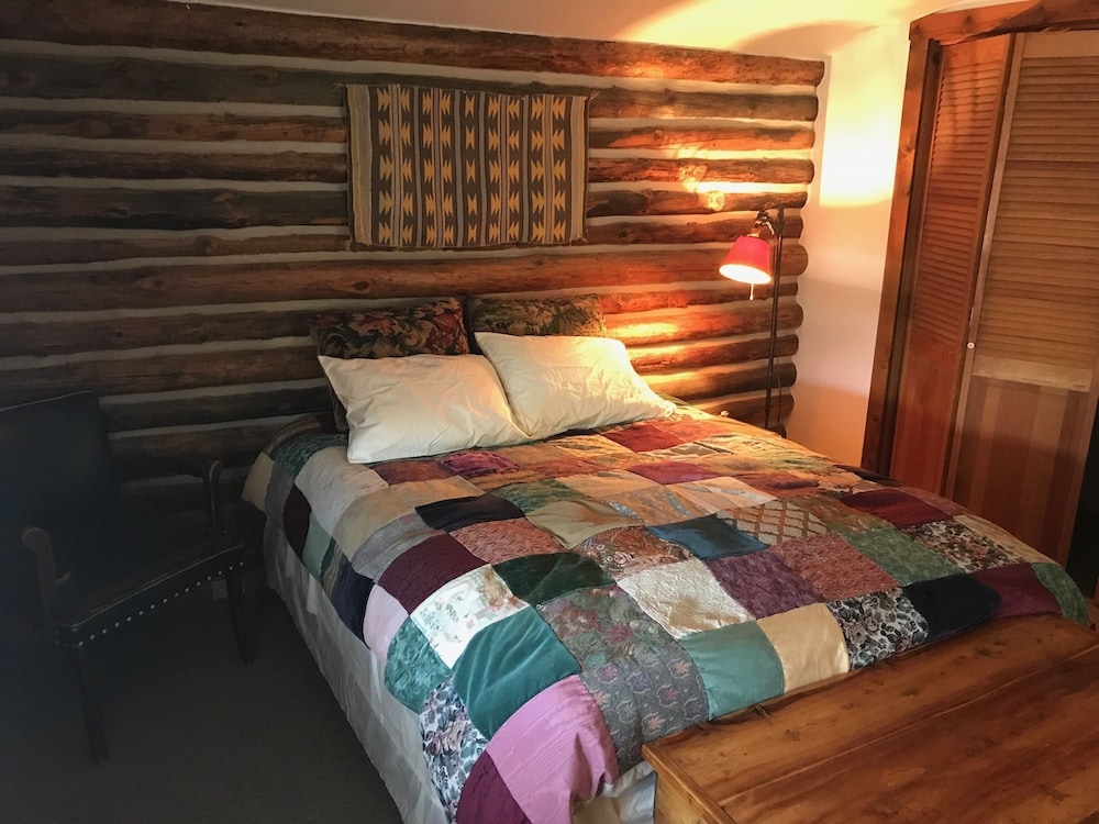 Traditional Cabin, 1 Bedroom, Kitchen, Ground Floor photo 1
