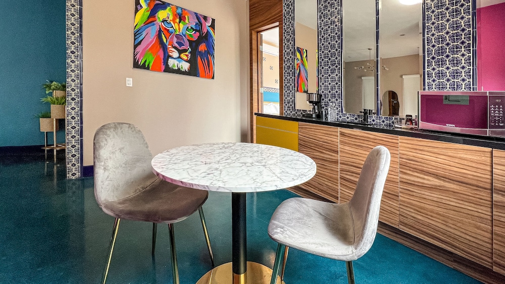Luxury Studio, 1 Bedroom photo 3