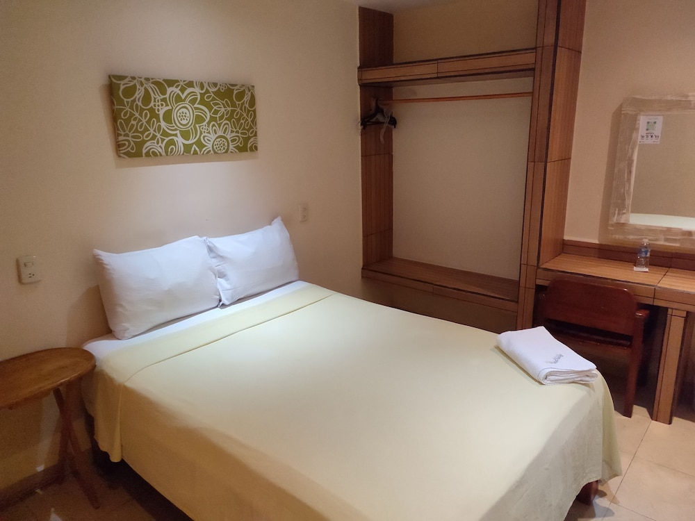Standard Room photo 2
