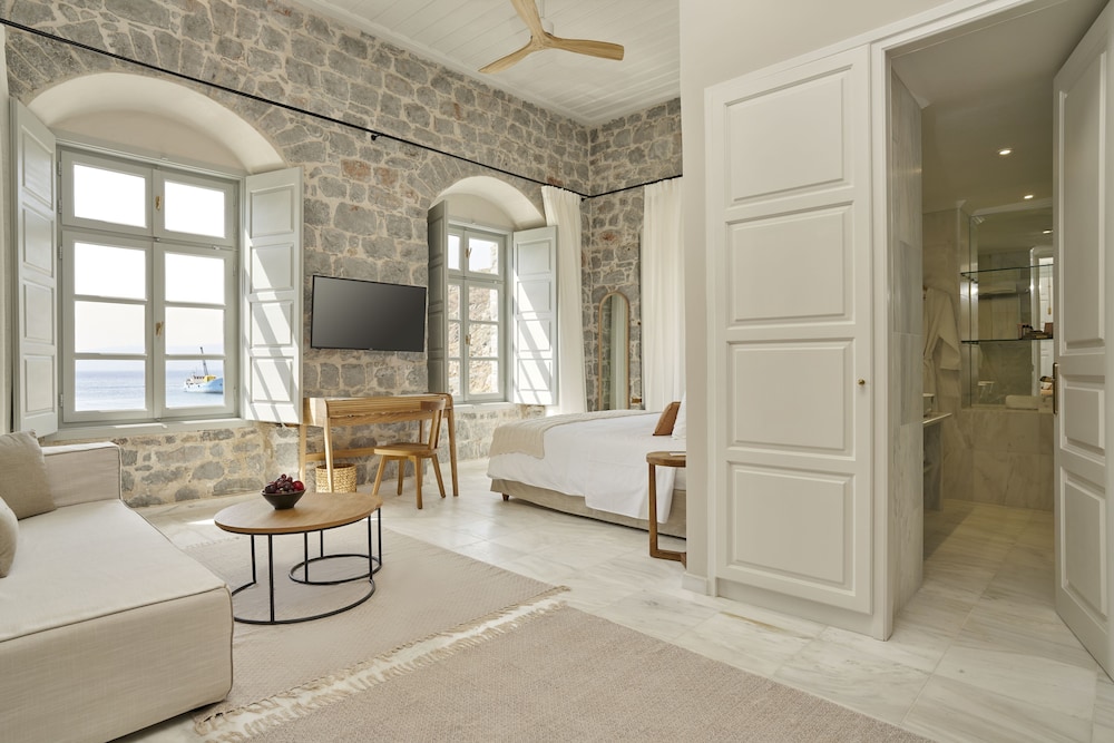 VIP Tower Suite with Private Terrace & Sea View