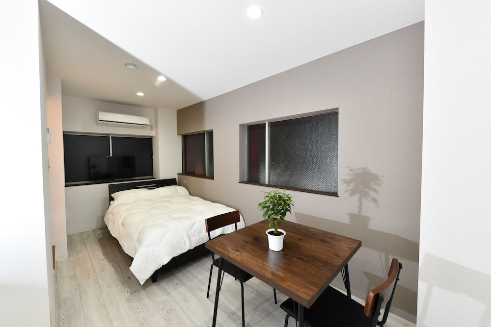Semi-double Room with Kitchenette photo 1