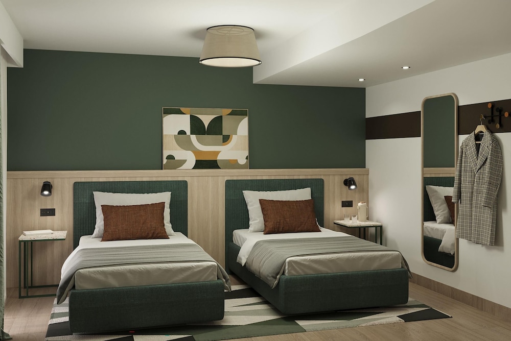 Executive Room, 1 King Bed, Non Smoking (Living Room;with Sofabed) - Photo 6