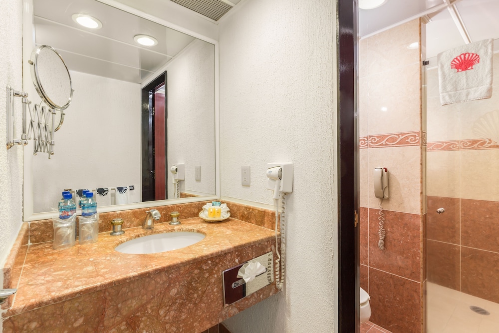 Basic Triple Room - Photo 6