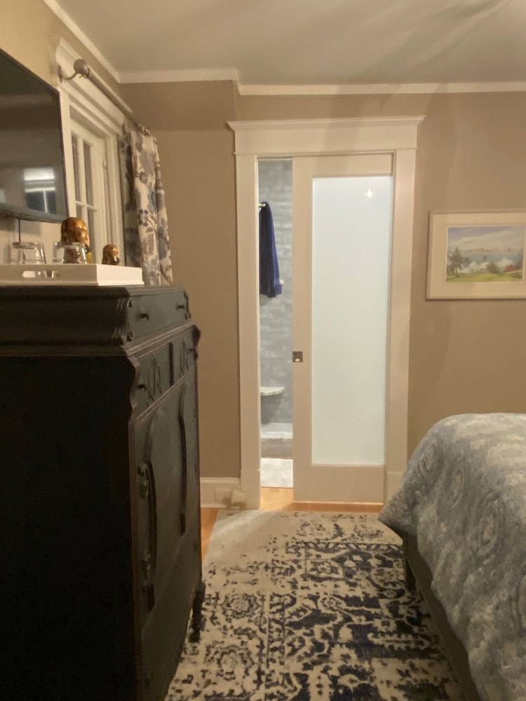 Superior Double Room, 1 King Bed, Non Smoking, Garden View photo 2