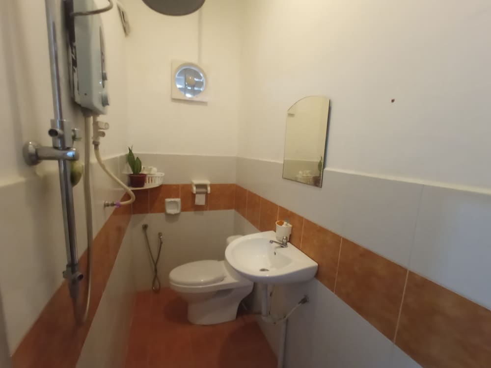 Family Room, 1 Bedroom, Ground Floor photo 2