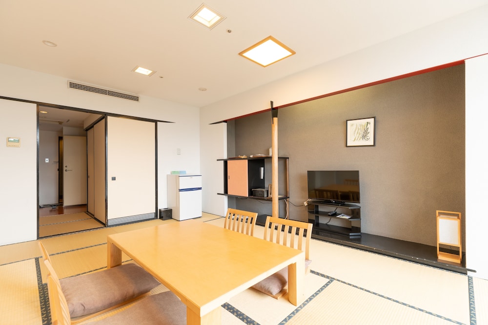 [Non-Smoking] Japanese Style Superior Room (Mt. Fuji View) - Photo 2