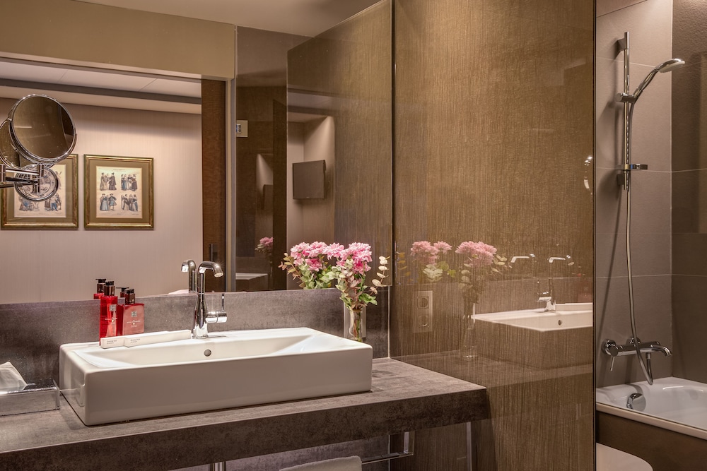 Premium Room photo 2
