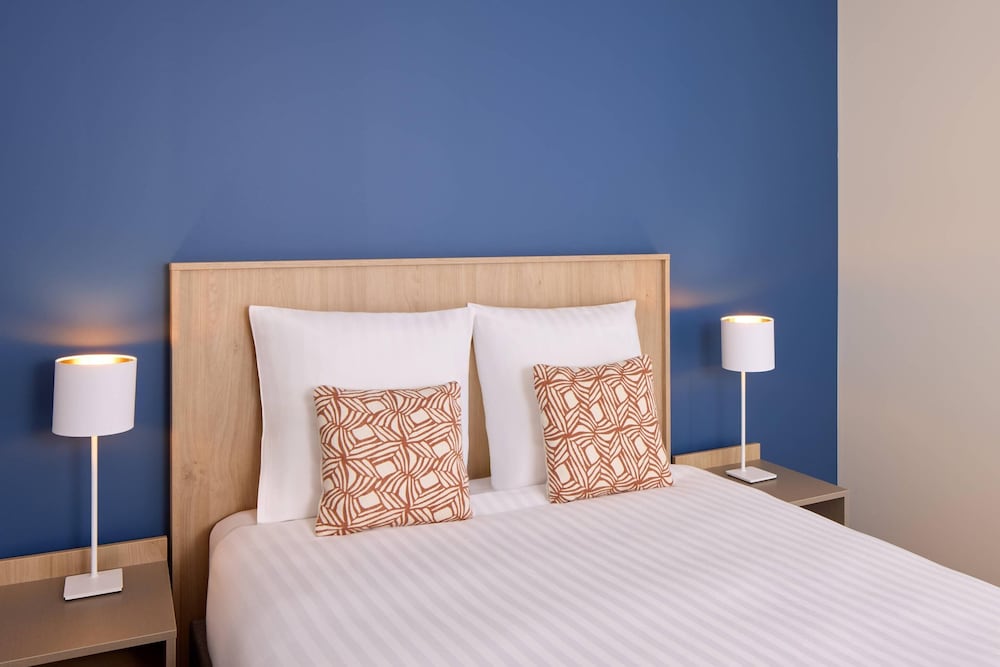 Standard Room, 1 Queen Bed, Non Smoking