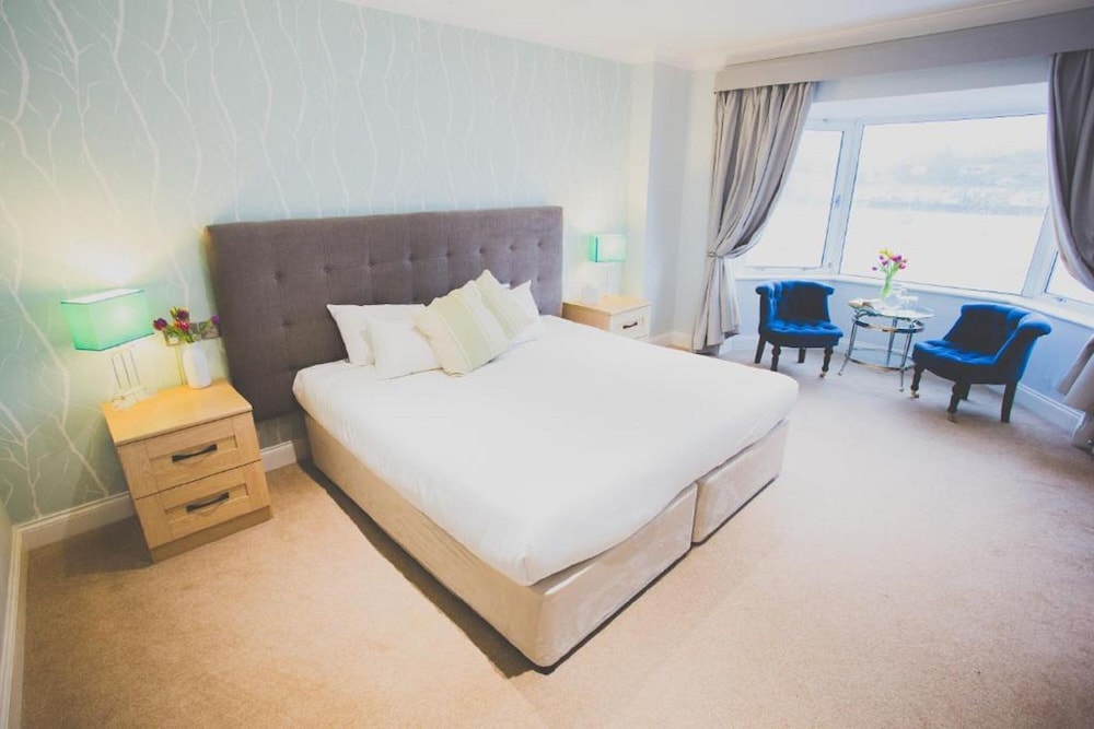 Superior Double or Twin Room, Harbor View photo 3