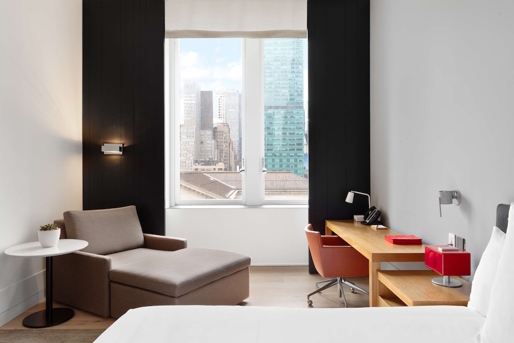 Andaz, Suite, 1 King Bed