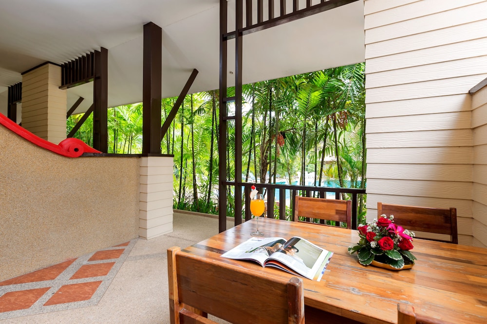 Family Room (Superior) - Photo 4