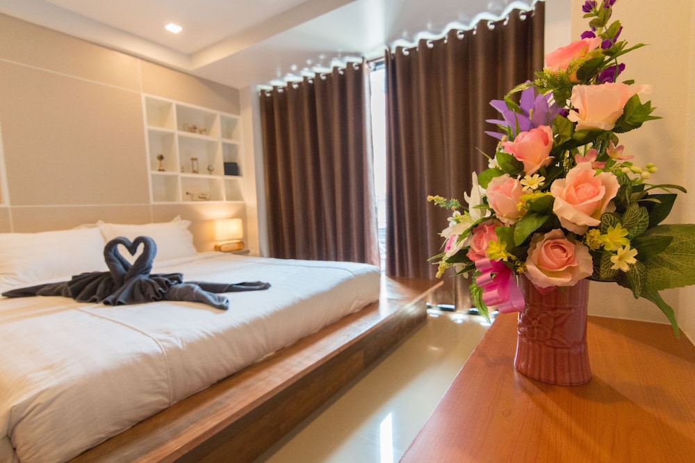 Condo Room photo 3