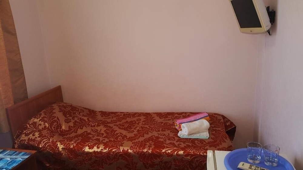 Standard Twin Room photo 2