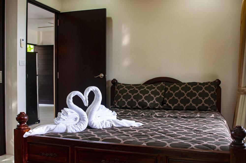 Sea View Suite photo 2