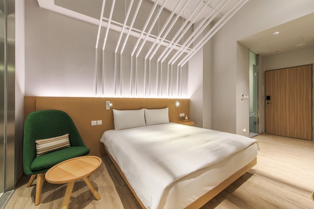 Superior Double Room, 1 Queen Bed - Photo 9