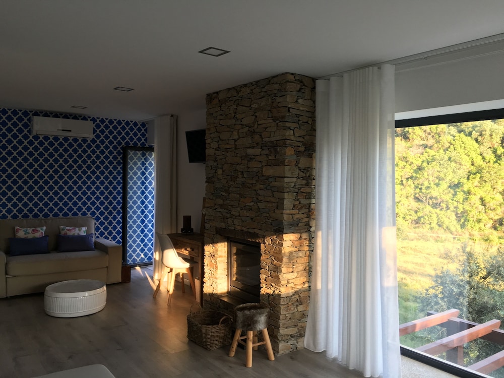 Comfort Suite, Balcony photo 1