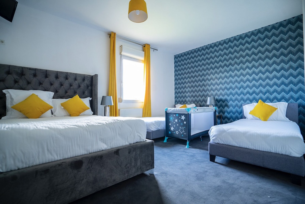 Quadruple Room - Photo 4