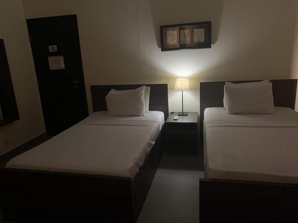 Deluxe Double Room, Multiple Beds, City View photo 1