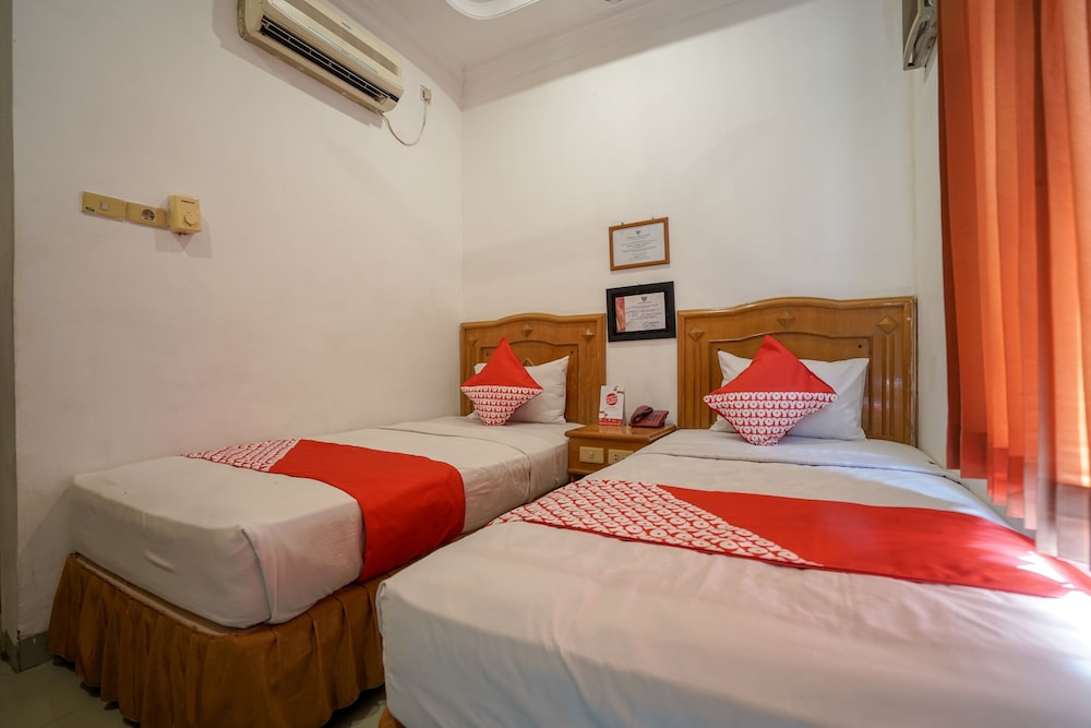 Standard Twin Room photo 1