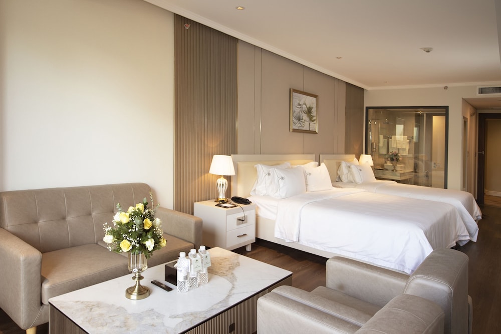 Deluxe Triple Room - Photo 1
