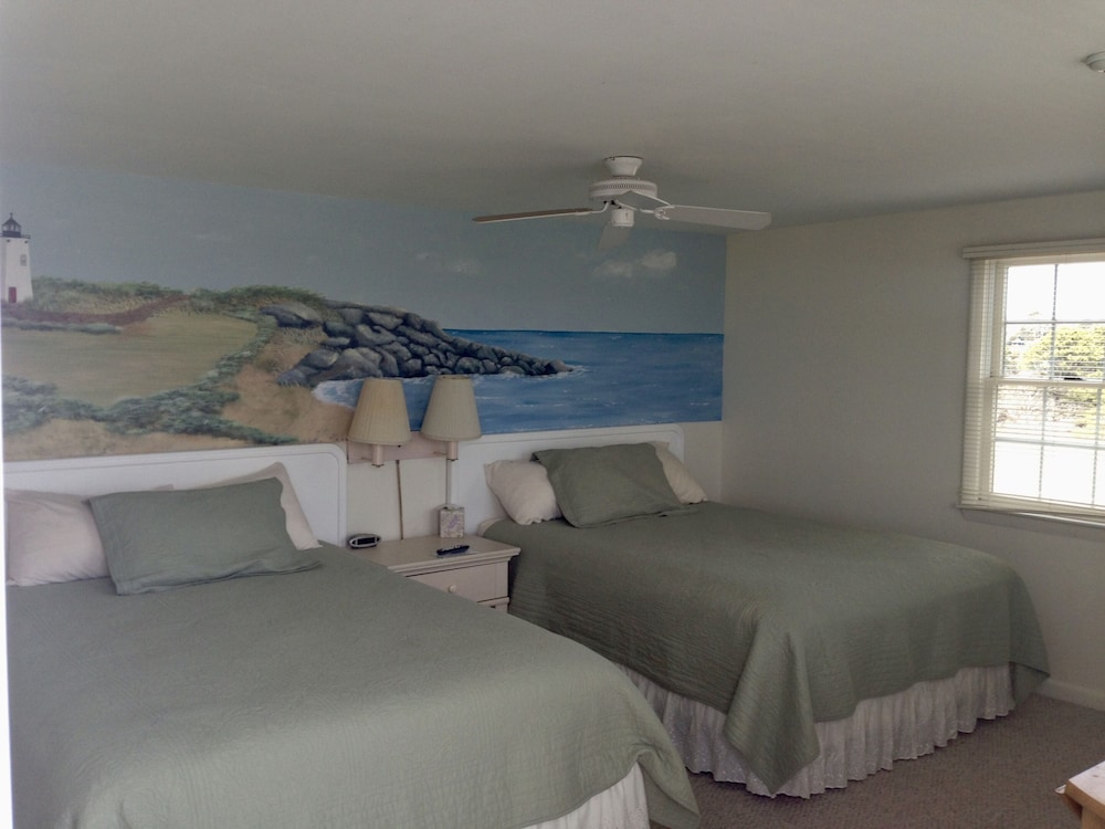 Standard Room, 2 Queen Beds, Ocean View