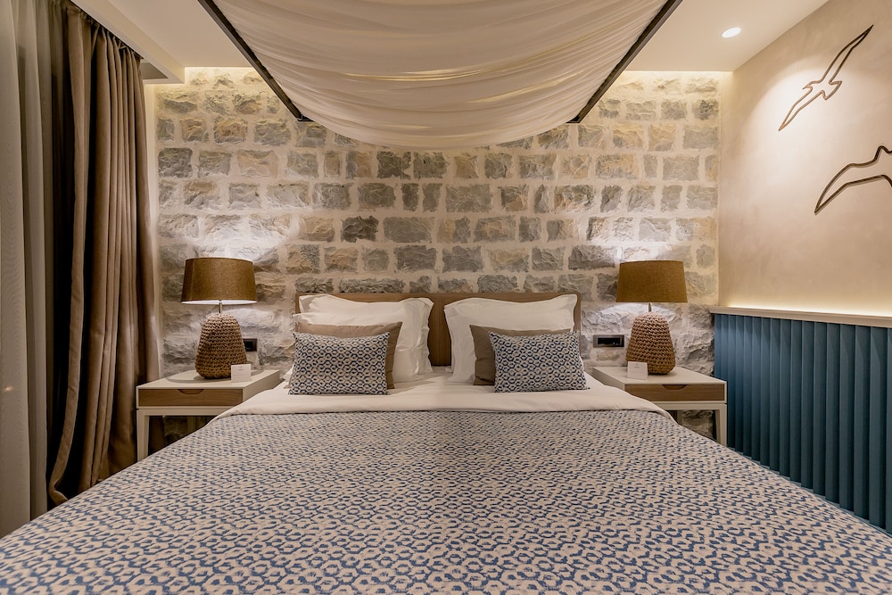 Double Room, Balcony, Sea View photo 3
