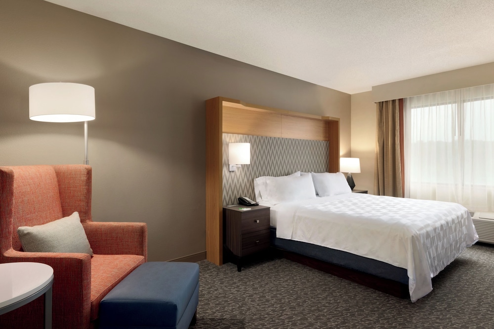 Standard Room, 1 King Bed (Leisure) - Photo 5