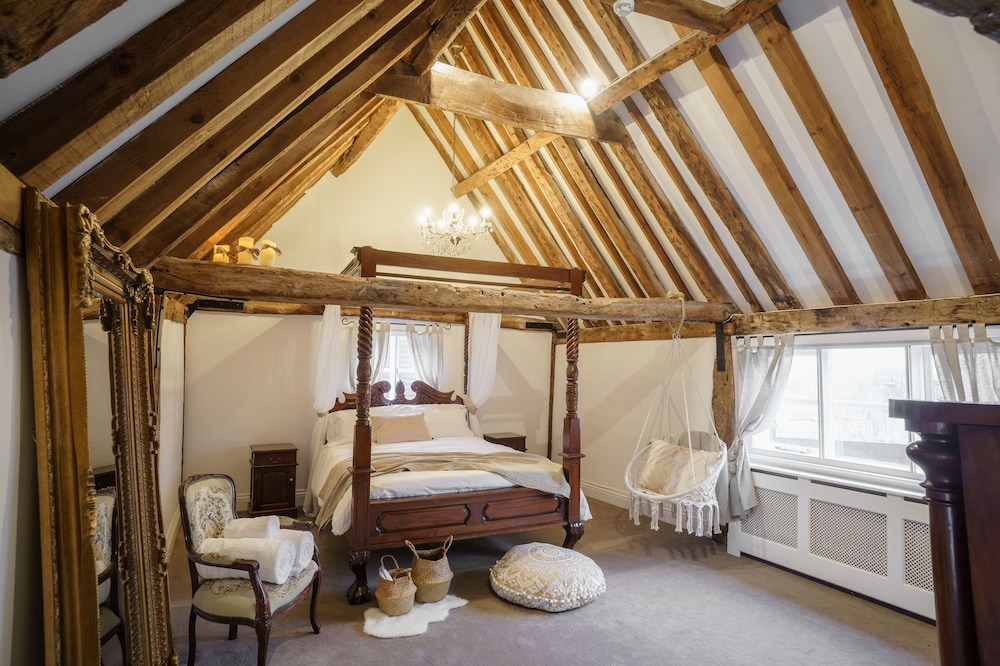 Suite - Photo 2