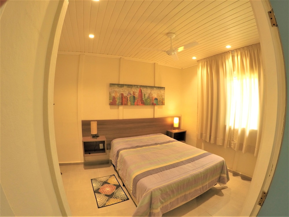 Economy Chalet photo 2