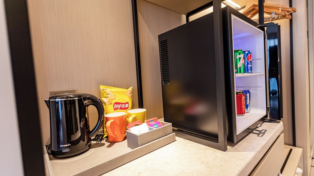 aloft, Suite, 1 Bedroom, City View photo 2