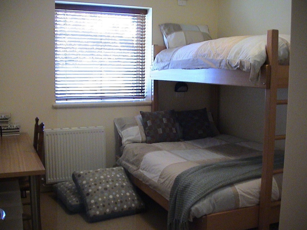 Apartment, 3 Bedrooms (1 Queen + 2 Tri Bunks) photo 1