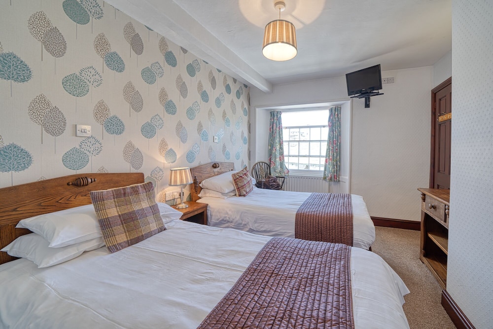 Superior Twin Room, Ensuite (Village view)