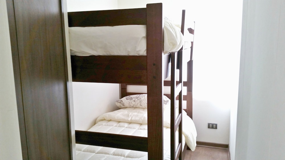 Family Apartment, 2 Bedrooms, Private Bathroom, City View