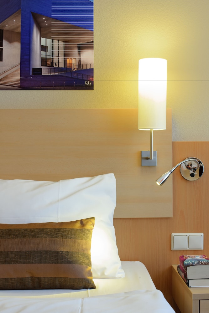 Superior Room, 1 King Bed, River View - Photo 2