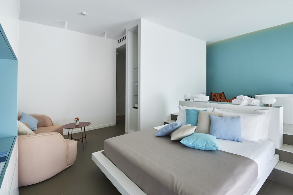 Deluxe Triple Room, Terrace, Sea View