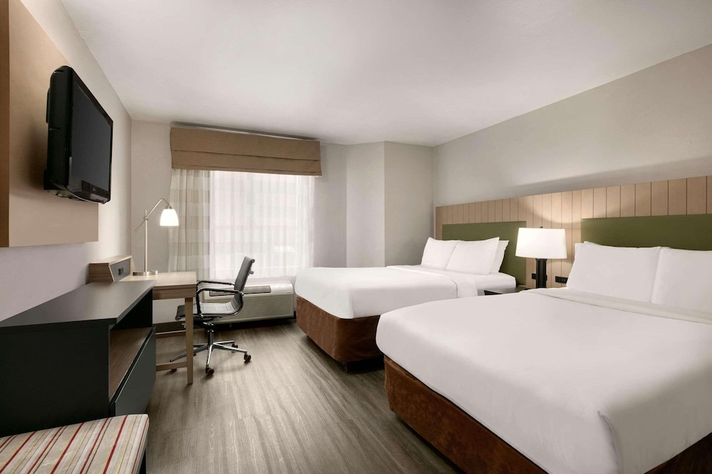 Room, 2 Double Beds, Non Smoking - Photo 1