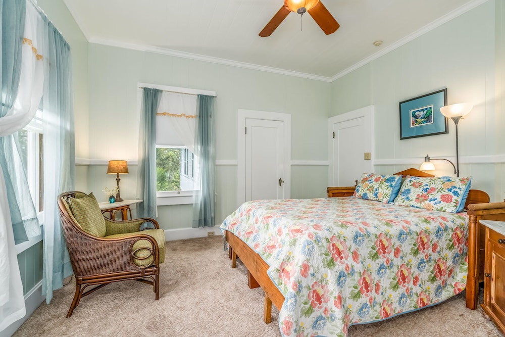 Standard Double Room, Ensuite (Sunrise Room)