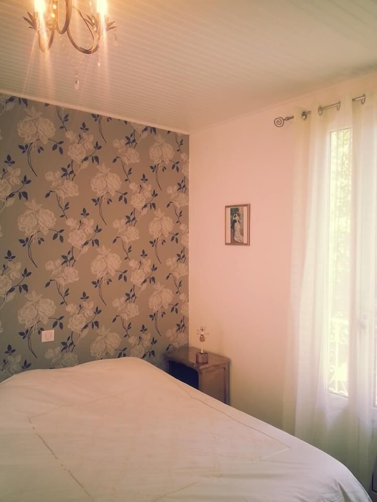 Double Room (La Belle Epoque)