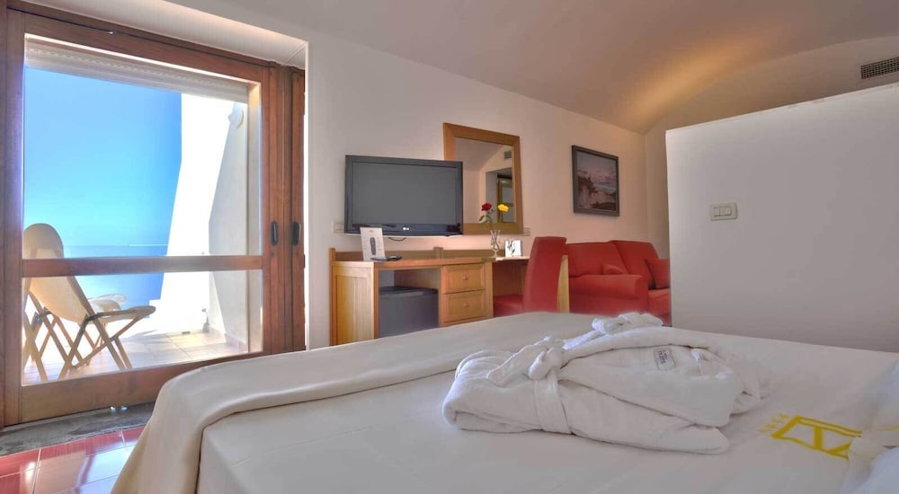 Junior Suite, Sea View photo 2