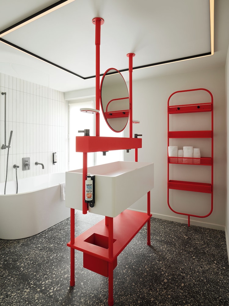 Junior Suite, 2 Double Beds (Deluxe) - Photo 5