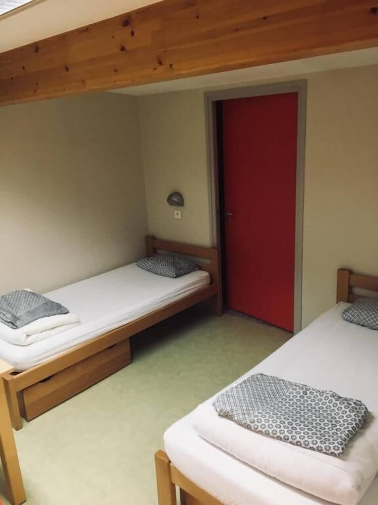 Twin Room with Ensuite Bathroom photo 3
